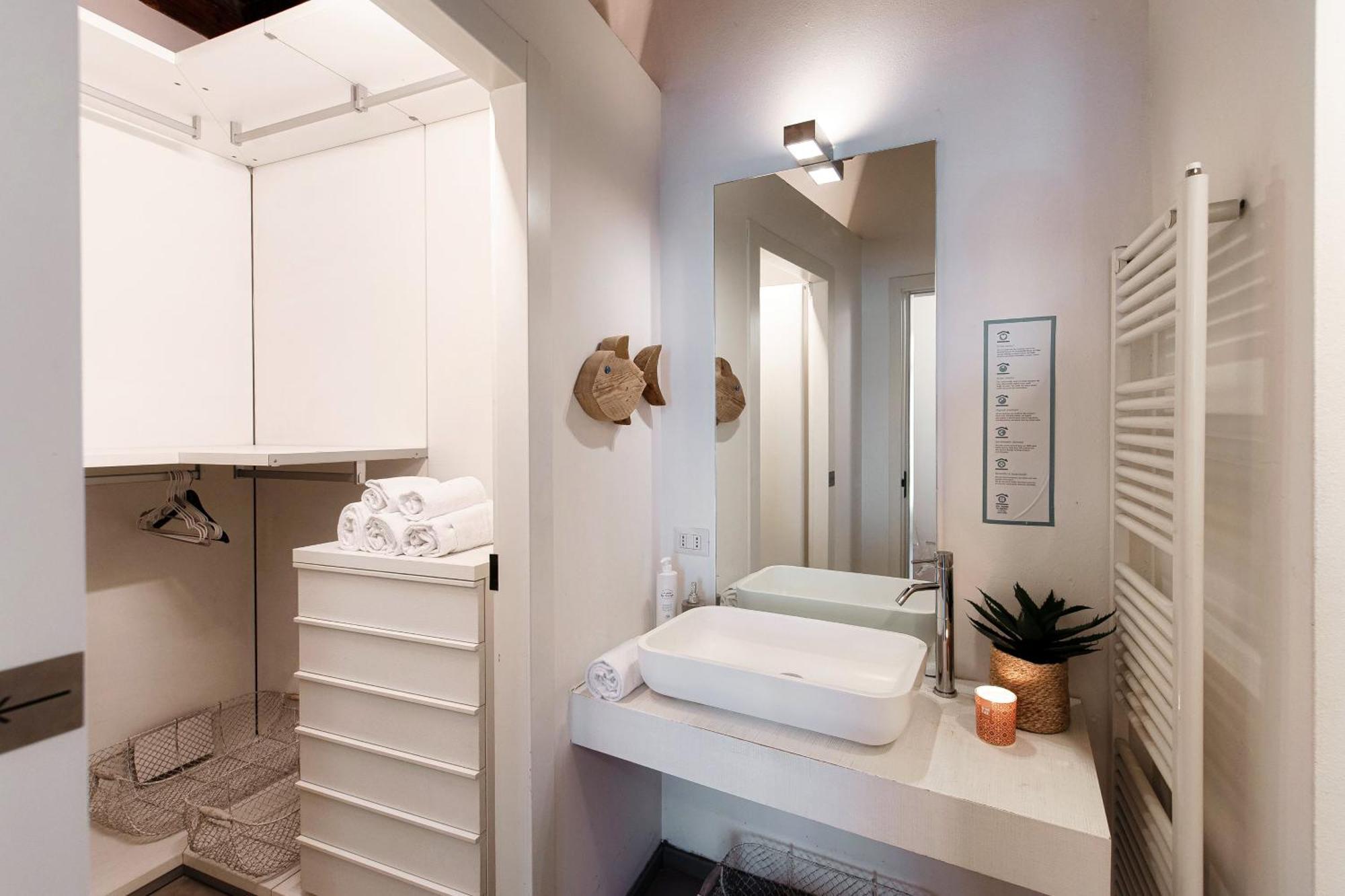 Apartment Corte Delle Rondini - Bymyhomeincomo *