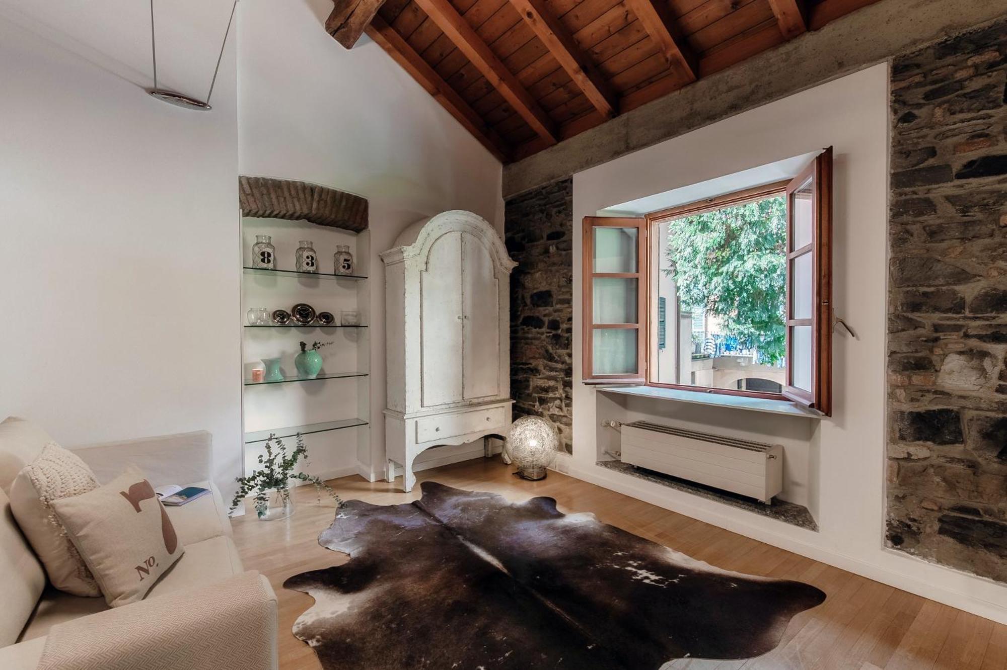 Corte Delle Rondini - Bymyhomeincomo *